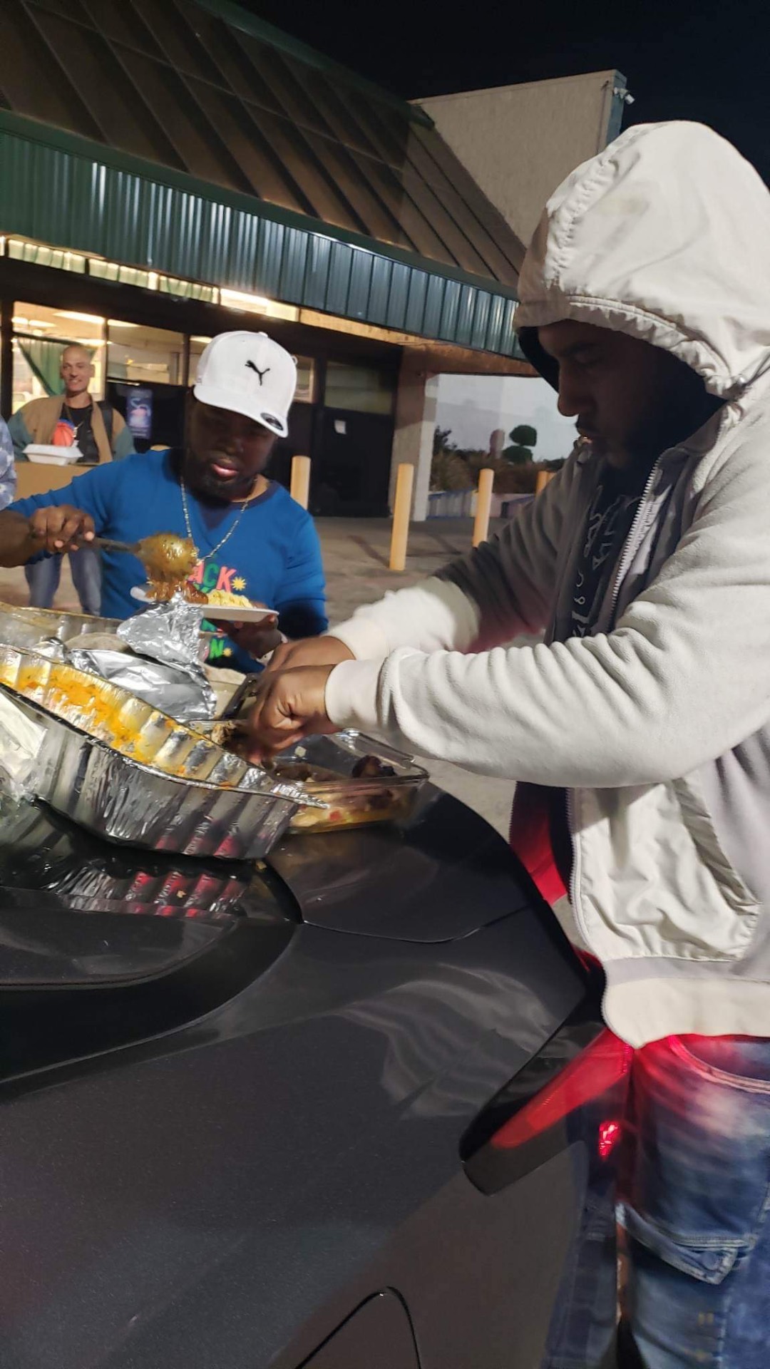 Devin Streeter and X Da Hustla serving the community in Houston, TX